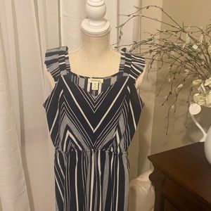 Navy and white sleeveless spring dress size small